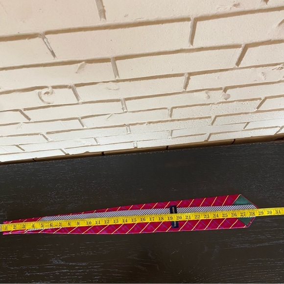 Vtg 90s Tommy Hilfiger Silk Tie Mens Preppy Collegiate Frat Boy Academia USA - Picture 6 of 6